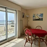Spacieux Appartement T3 Avec Terrasse Ensoleillee Et Parking - Fr-1-494-211